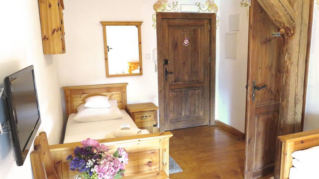 Zajazd Karczma Zagloba Świdnica Chambre photo